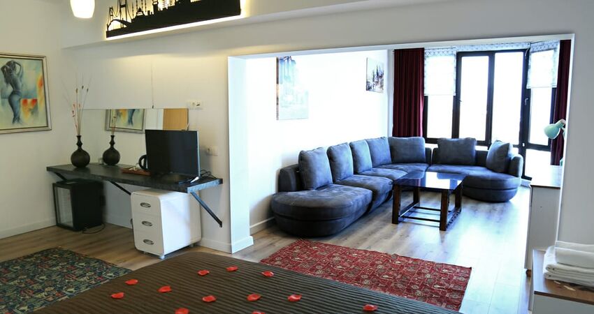 Atroa Butique Hotel